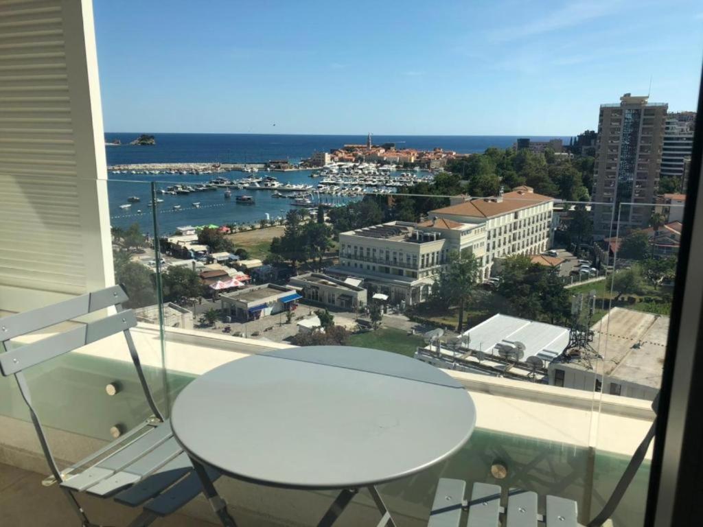 Apartments Lux Sea View Budva Bagian luar foto